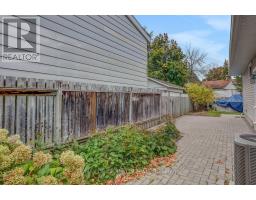 11 Courtney Road, Ottawa, ON K2L1L9 Photo 44