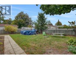 11 Courtney Road, Ottawa, ON K2L1L9 Photo 47