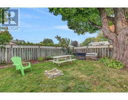 11 Courtney Road, Ottawa, ON K2L1L9 Photo 48