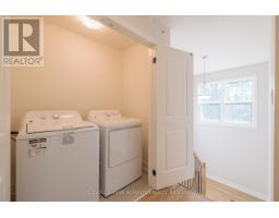 B - 153 B Moffatt Street, St  Catharines, ON L2P2L7 Photo 20