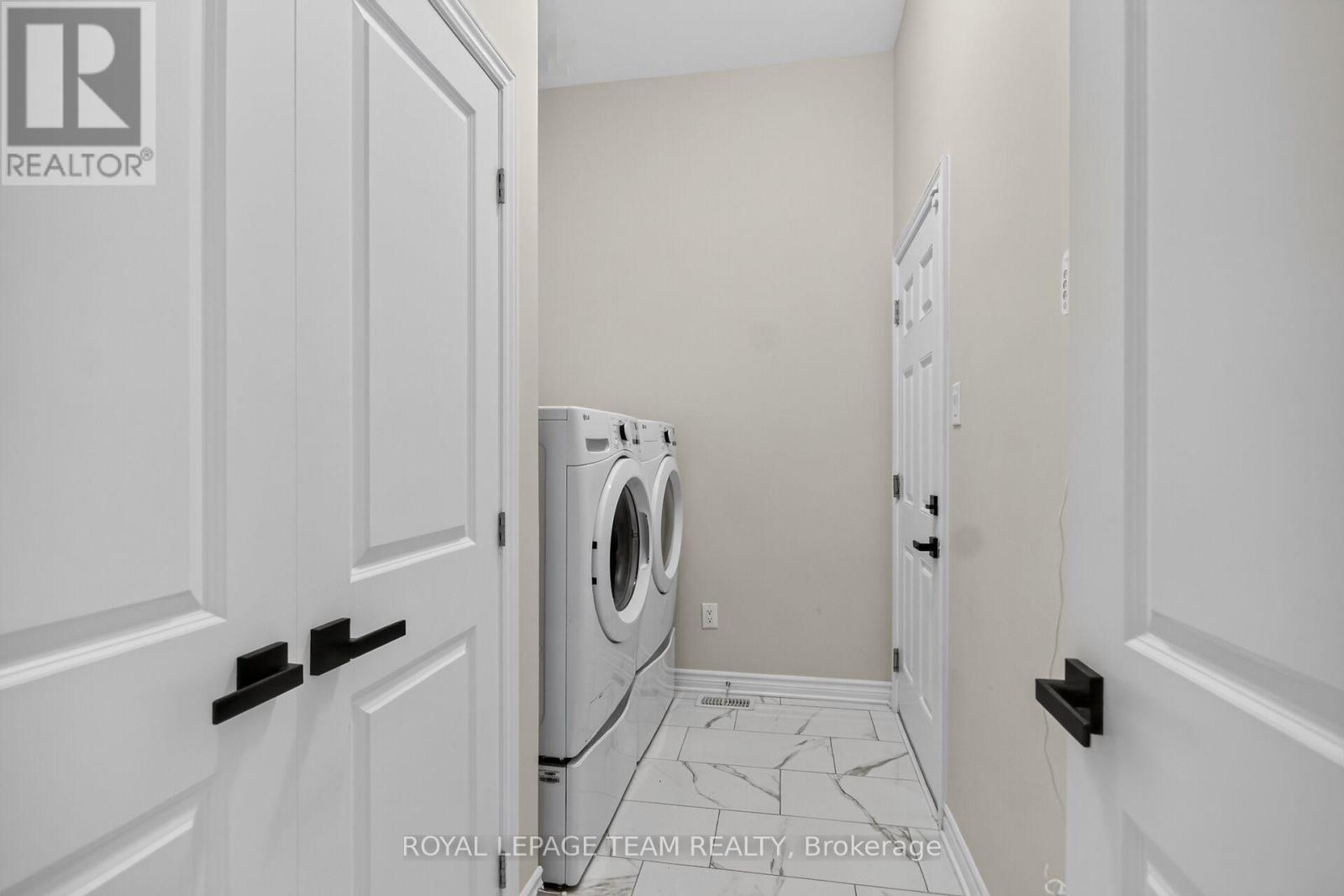102 PATCHELL PLACE - Image 20