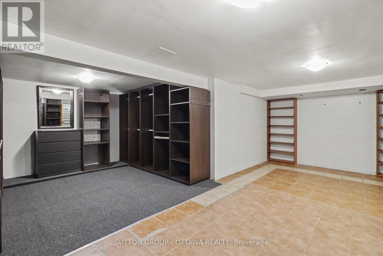 678 REJANE CRESCENT - 21