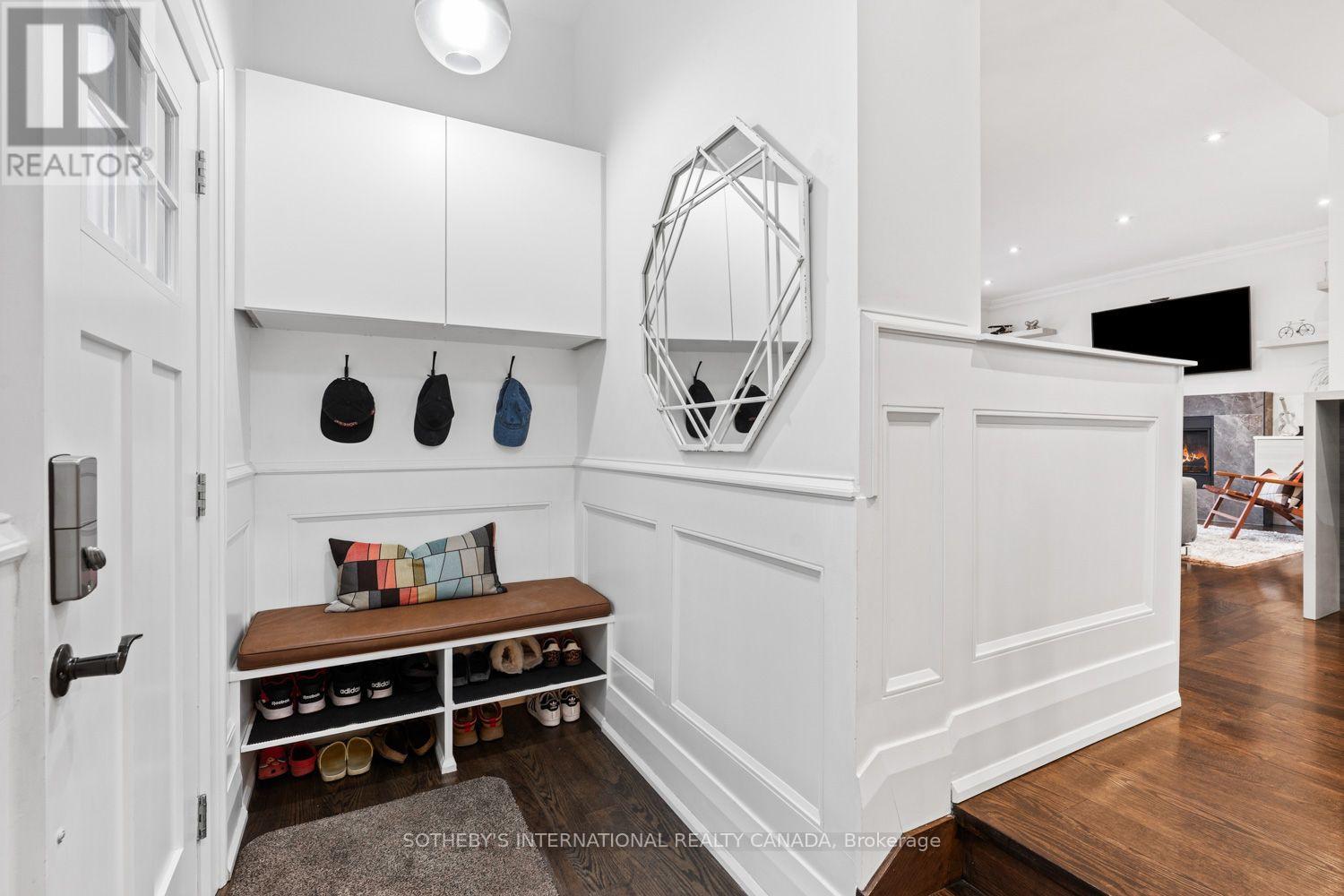 329 BROADWAY AVENUE - 24