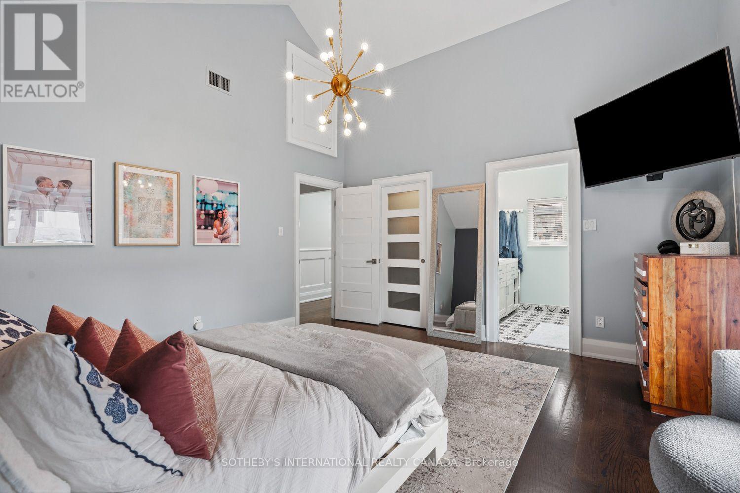 329 BROADWAY AVENUE - 27