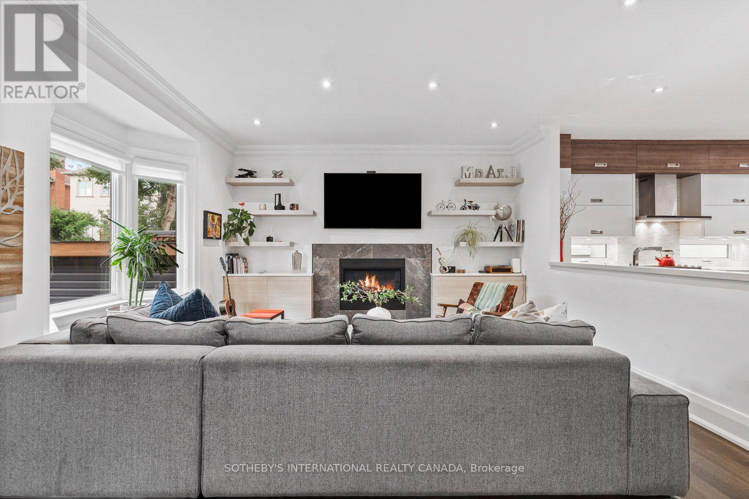 329 BROADWAY AVENUE - Image 4
