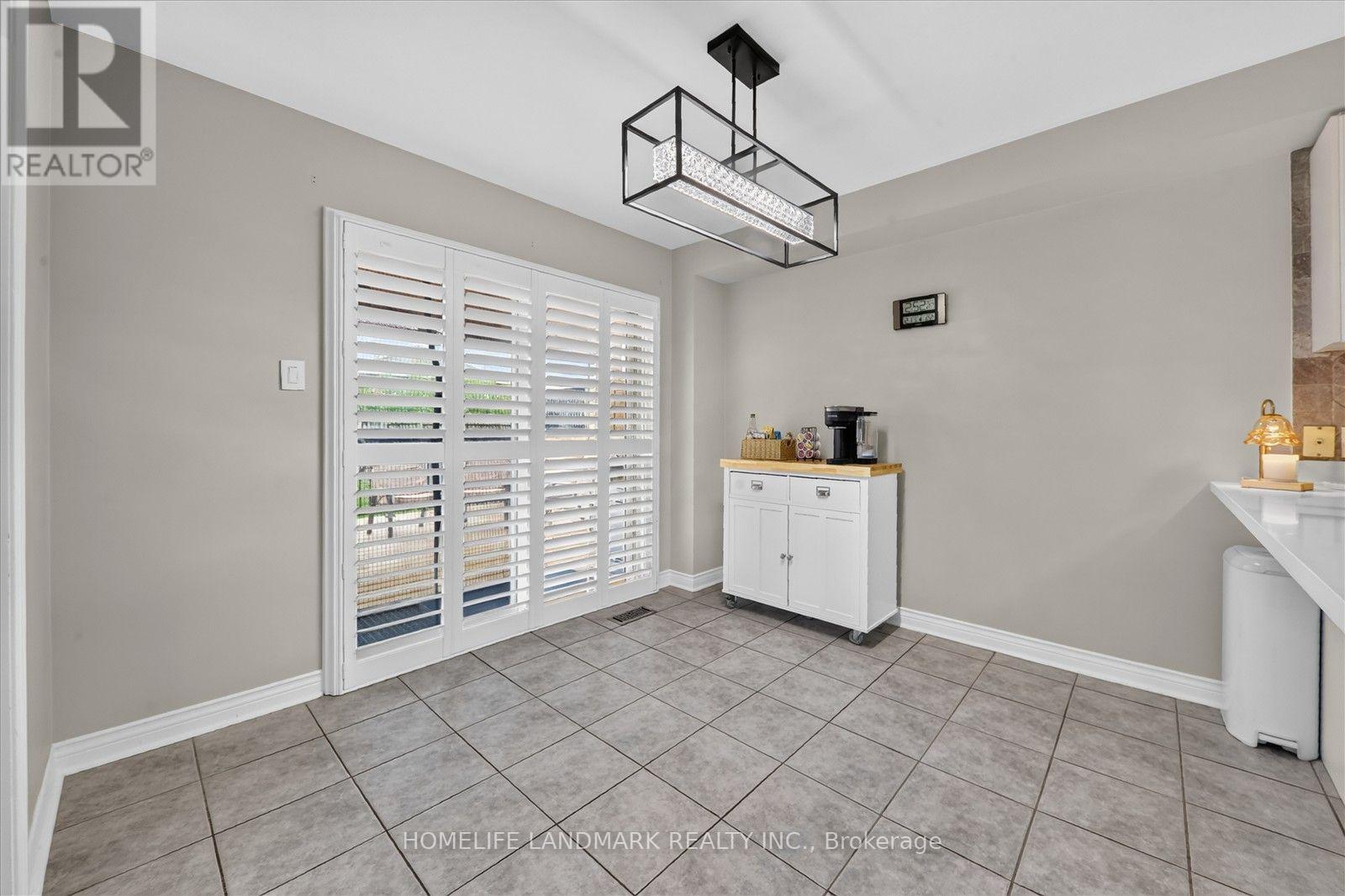 14 FLOREE STREET - 18