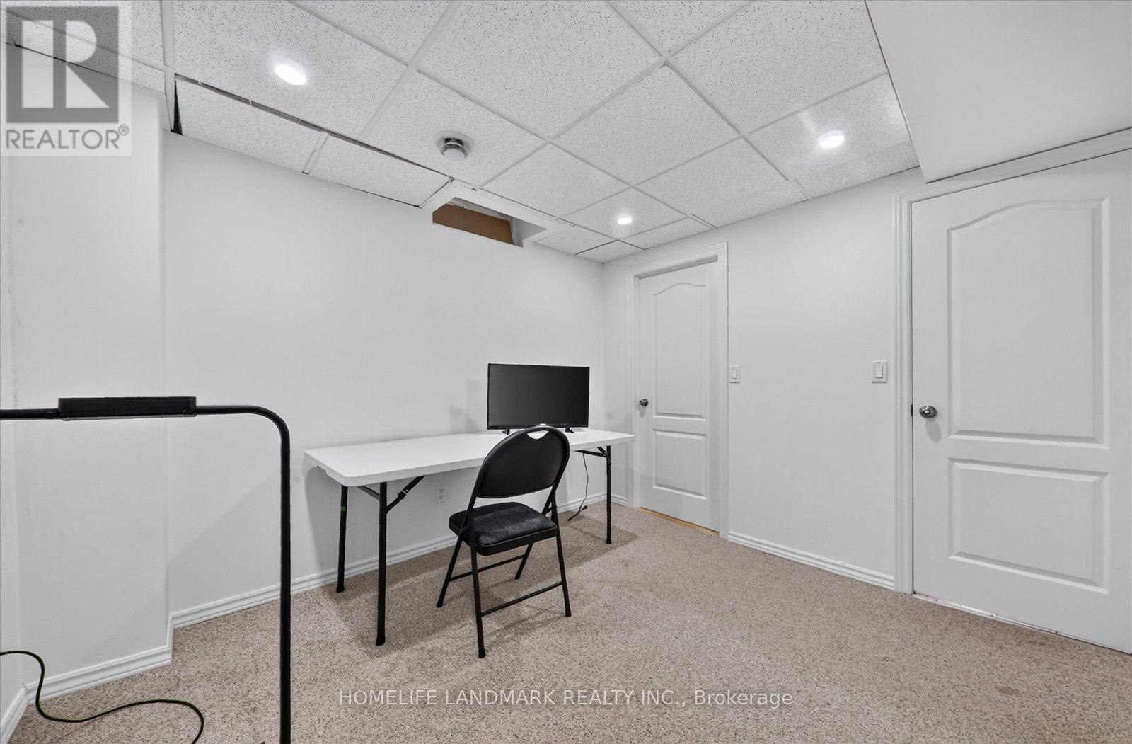 14 FLOREE STREET - 37