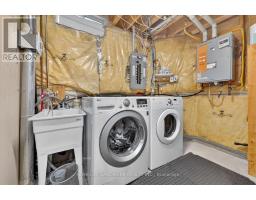 14 Floree Street, Whitby, ON L1R3B2 Photo 40