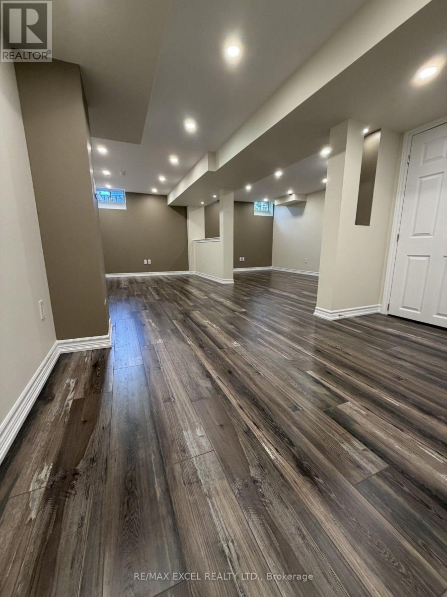 2383 BUR OAK AVENUE - 24