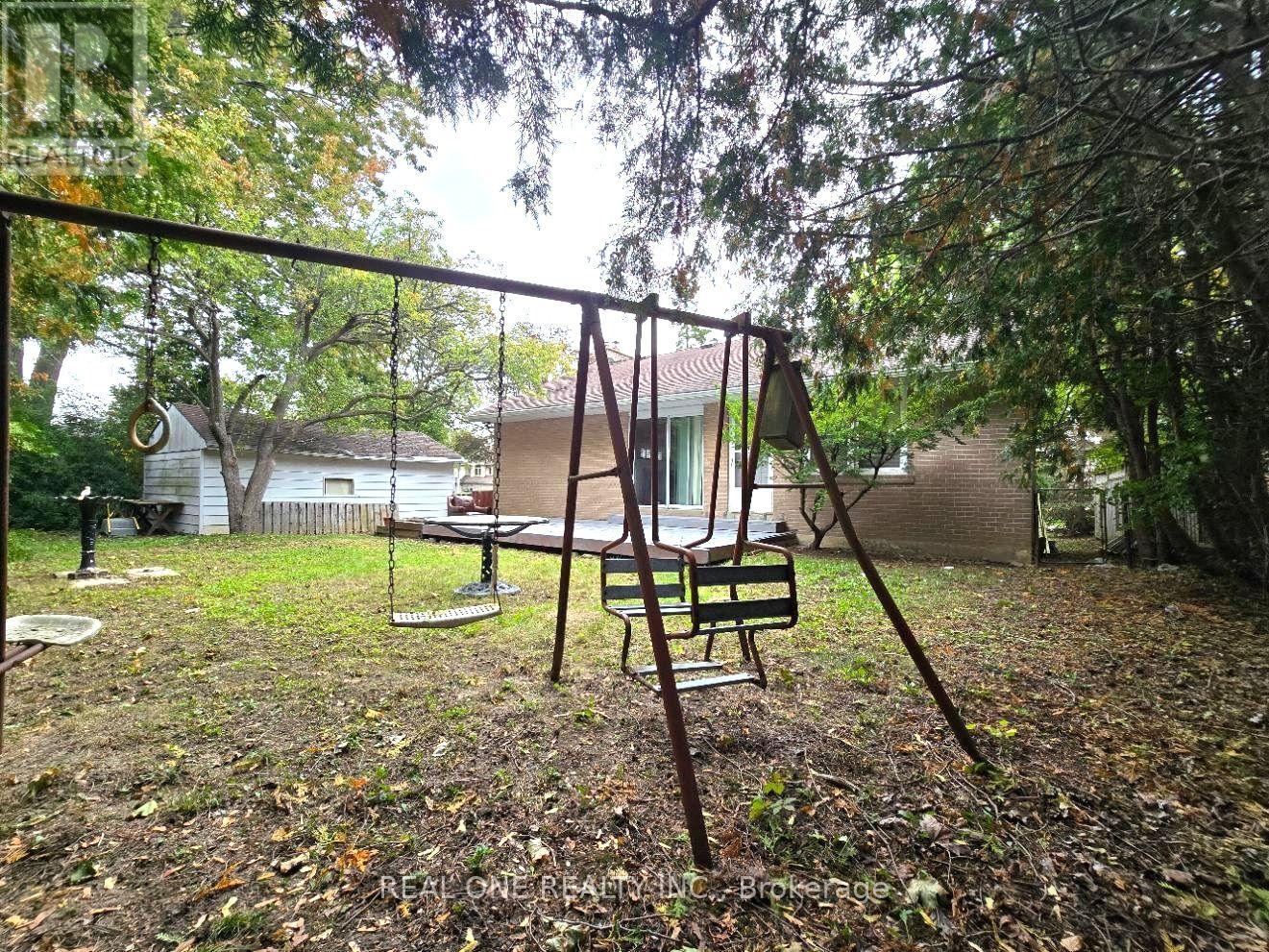 389 KERRYBROOK DRIVE - Image 34