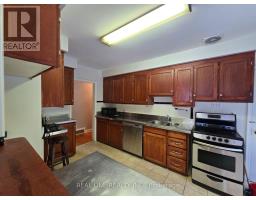389 Kerrybrook Drive, Richmond Hill, ON L4C3R4 Photo 14