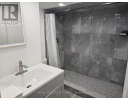 389 Kerrybrook Drive, Richmond Hill, ON L4C3R4 Photo 20