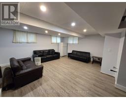 389 Kerrybrook Drive, Richmond Hill, ON L4C3R4 Photo 25