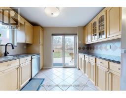 Bathroom - 68 Eaglewood Boulevard E, Mississauga, ON L5G1V4 Photo 10