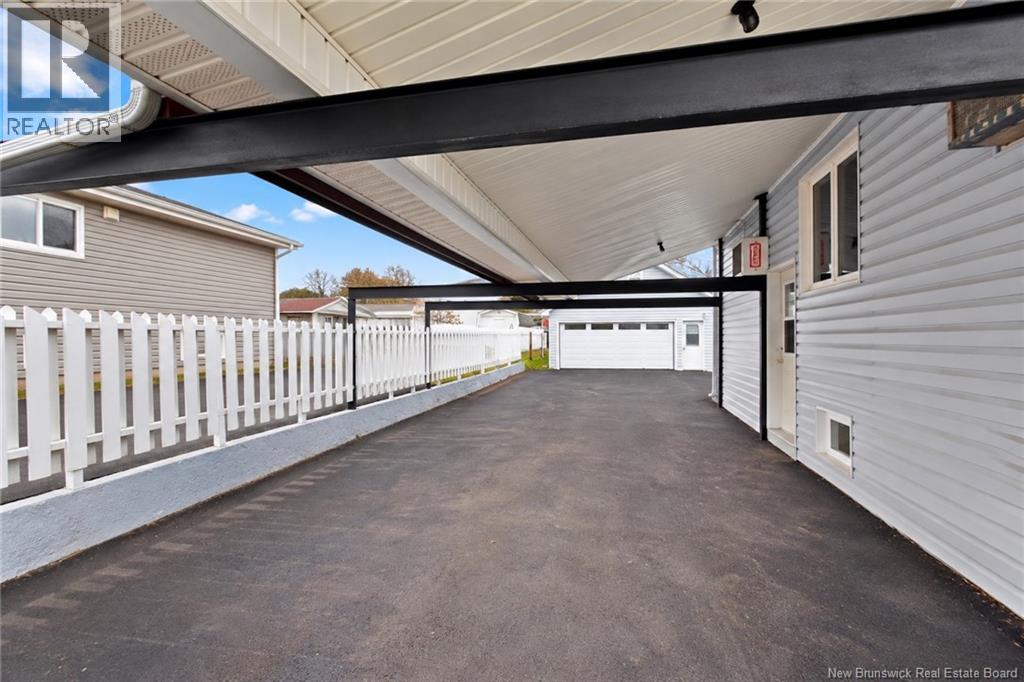 23 Harding Drive - 39
