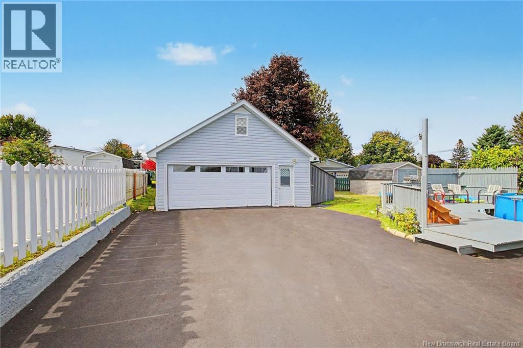 23 Harding Drive - 40