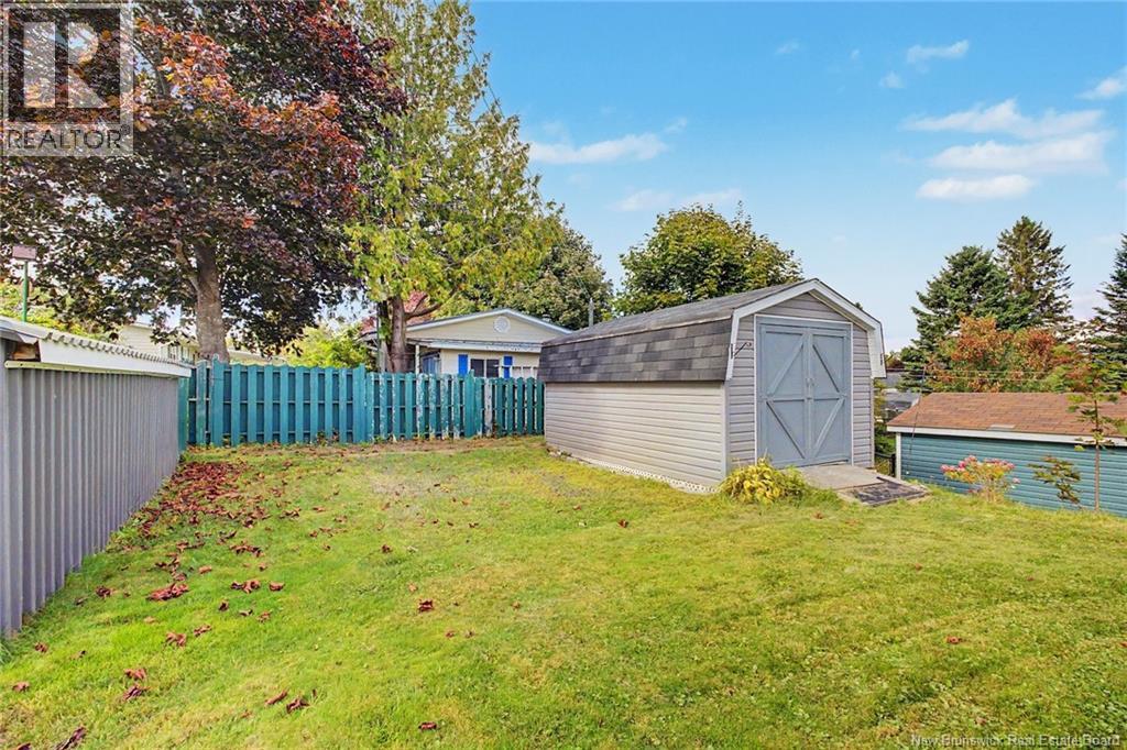 23 Harding Drive - 44