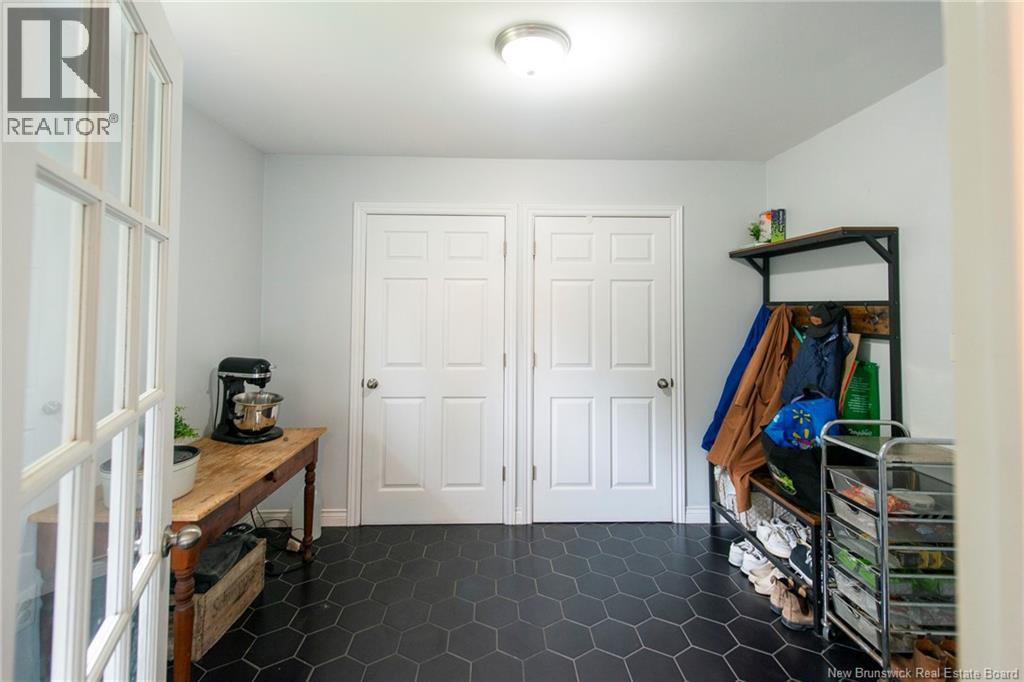 10 Queensbury Drive - Image 11
