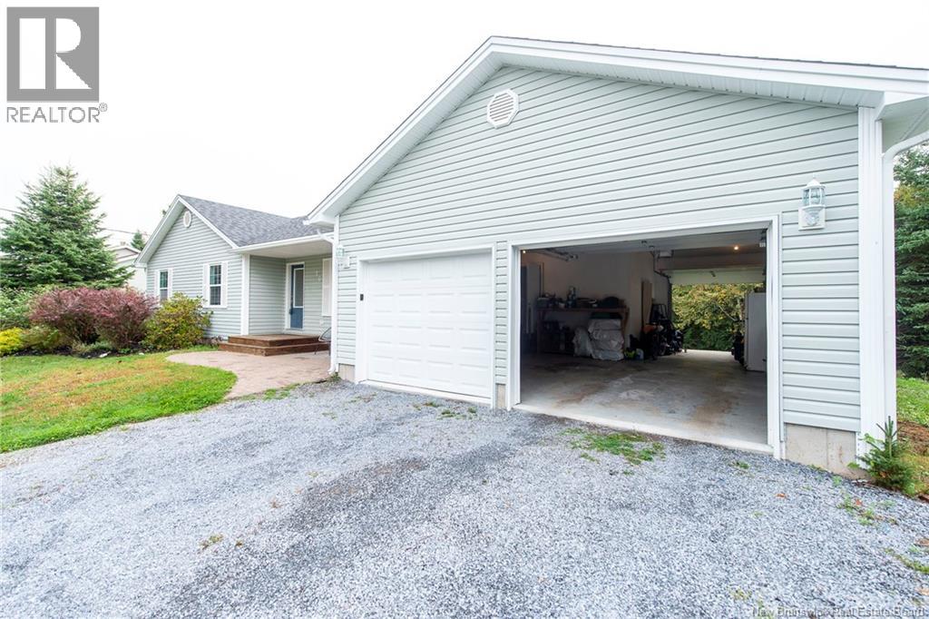 10 Queensbury Drive - Image 25