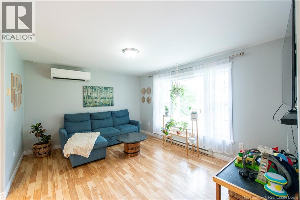 10 Queensbury Drive - Image 3