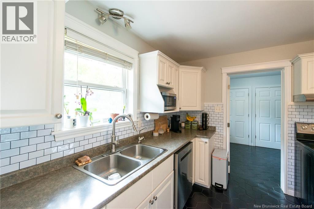 10 Queensbury Drive - Image 6