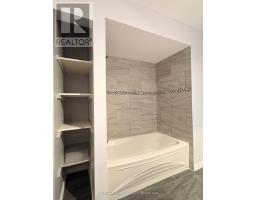 Main Floor - 32 Vintage Crescent, St  Catharines, ON L2S3C3 Photo 16