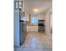 Bathroom - Main Floor - 32 Vintage Crescent, St  Catharines, ON L2S3C3 Photo 8
