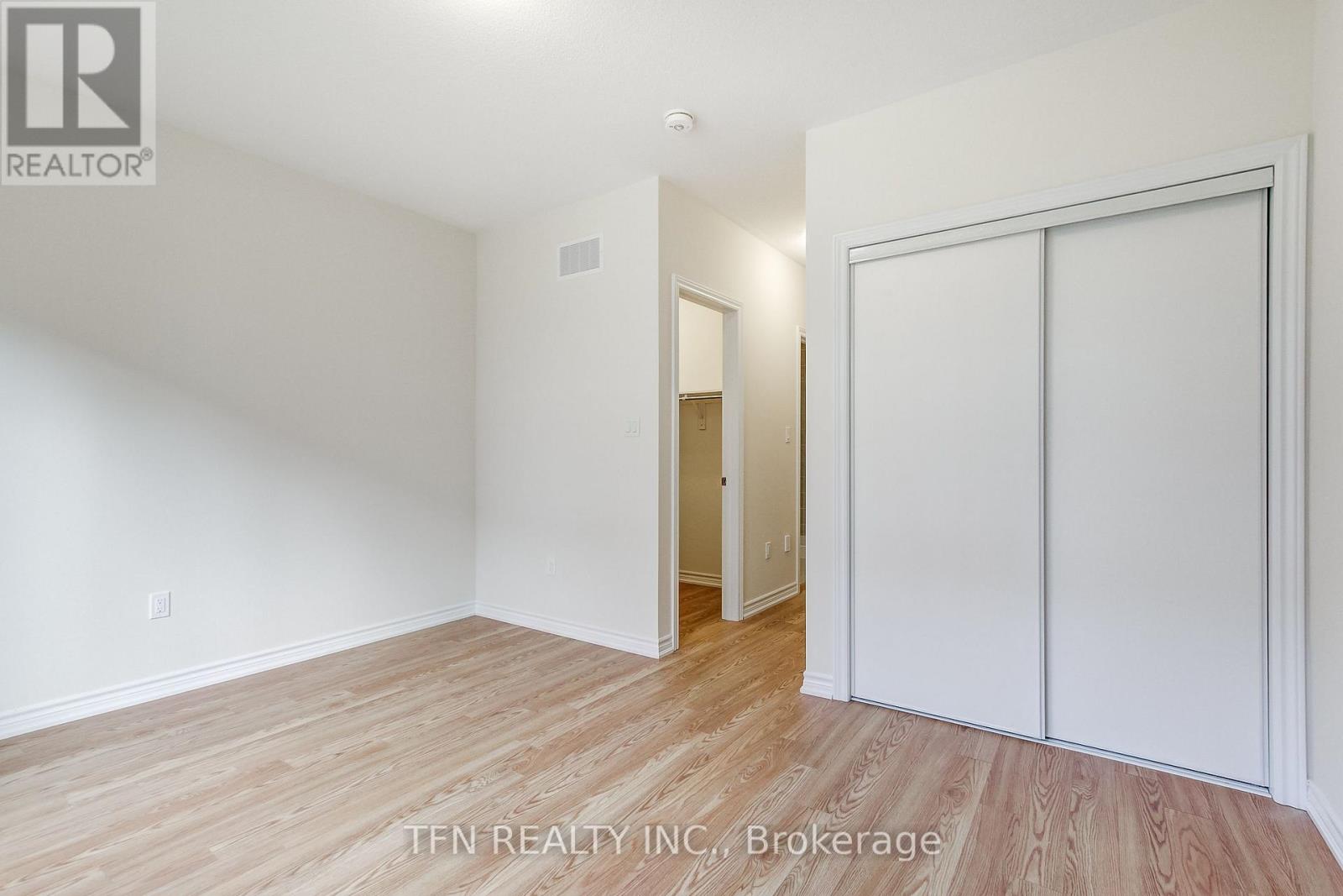 86 MCGILL AVENUE - 27