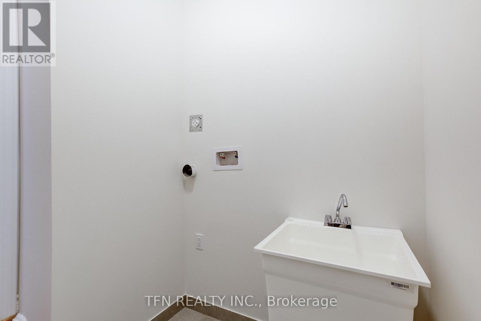 86 MCGILL AVENUE - 24