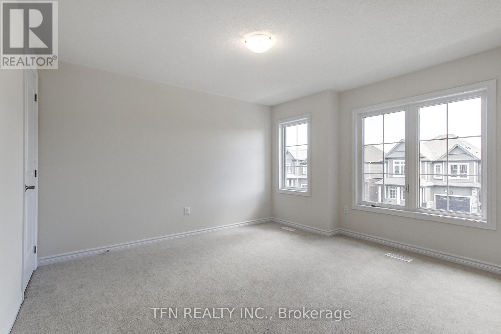 86 MCGILL AVENUE - Image 29