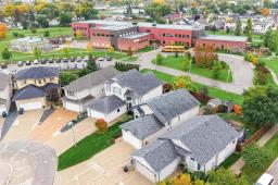 136 Swinford Way, Winnipeg, MB R2V4X3 Photo 38