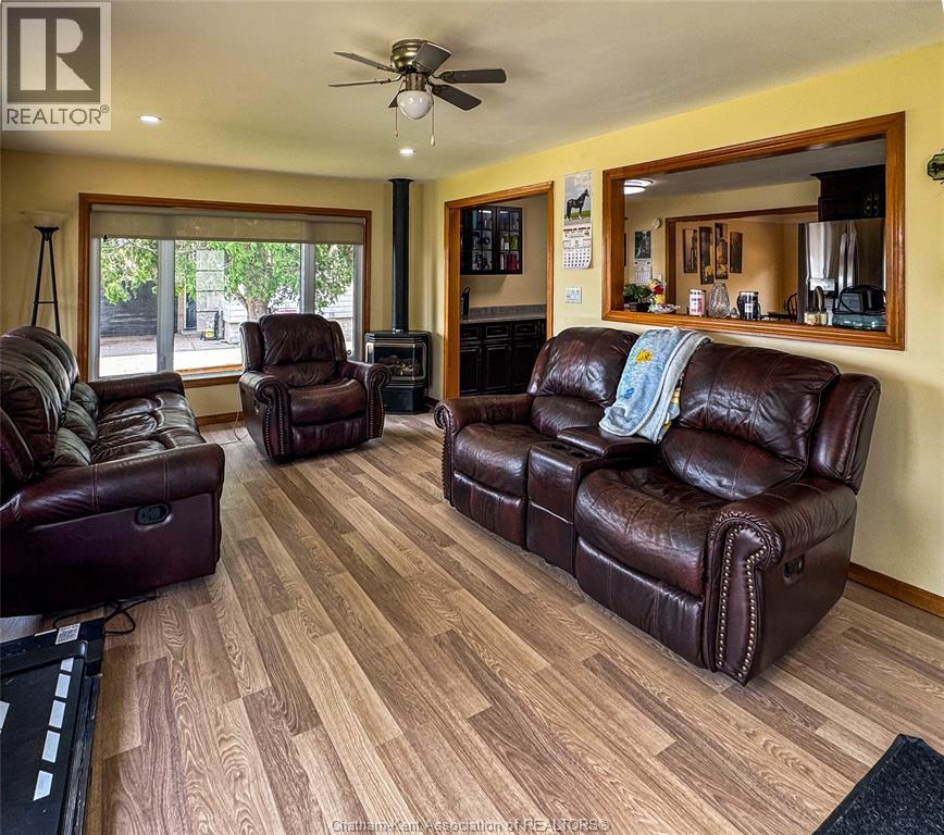 944 MCNAUGHTON AVENUE - Image 11