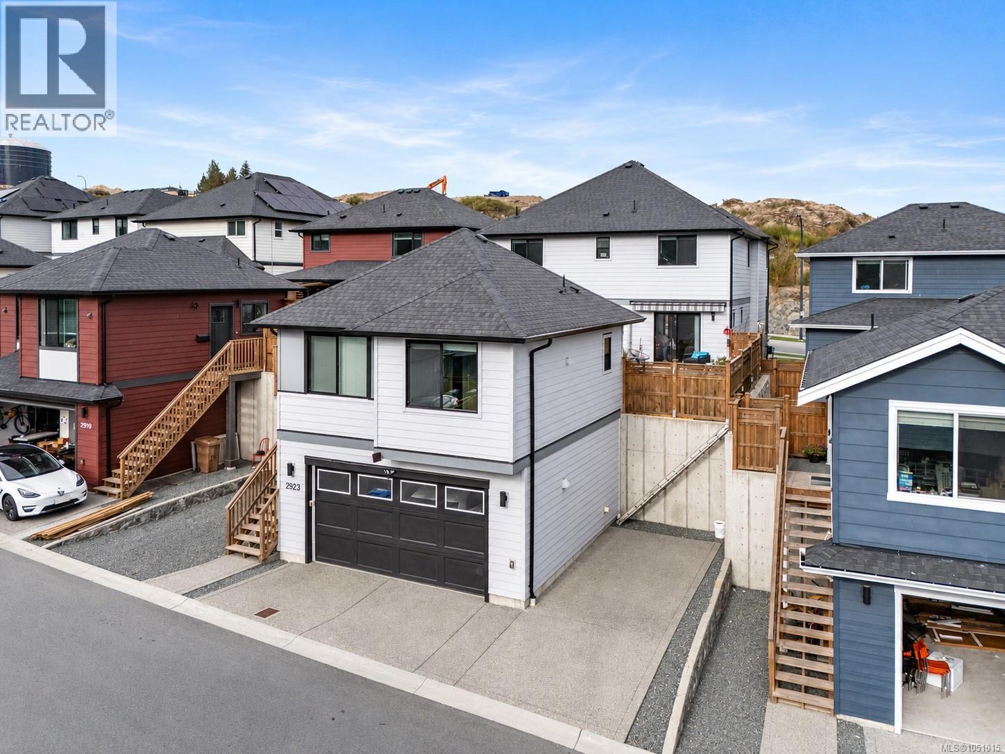 2923 Constellation Ave - Image 3