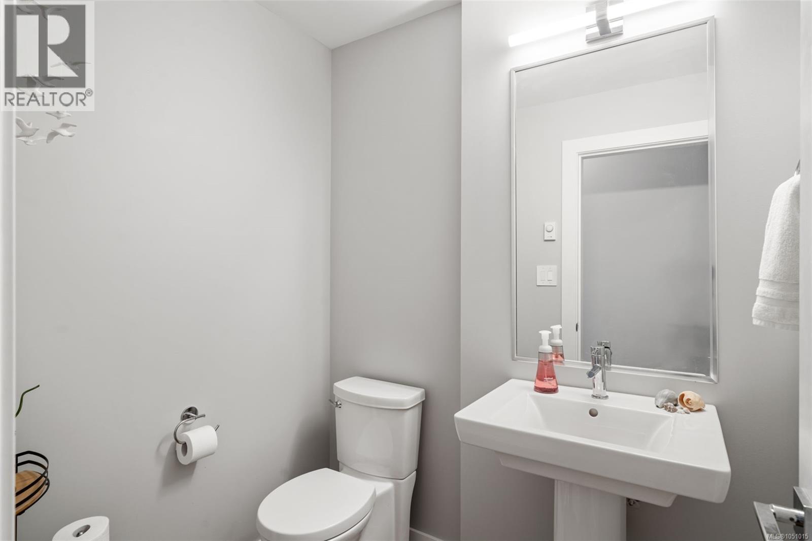 2923 Constellation Ave - Image 17