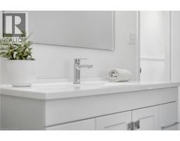 15 Cannes Street, Kitchener, ON N2R1V9 Photo 32