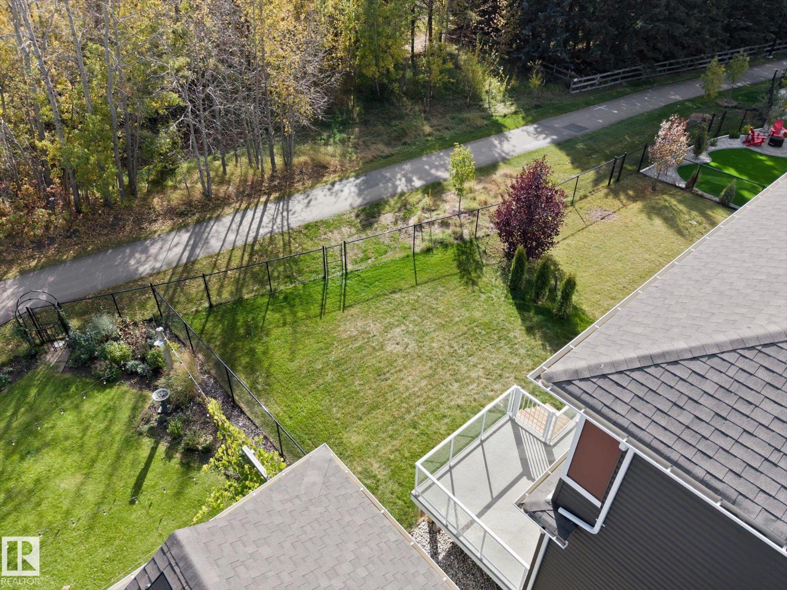 16115 34 AV SW - 52