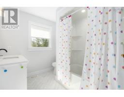 460 Mccabe Lake Drive, Middle Sackville, NS B4E0N6 Photo 32