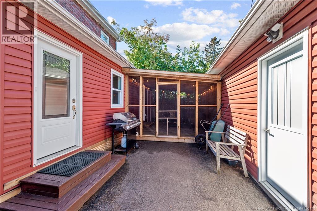 25 Hillcrest Drive - Image 25