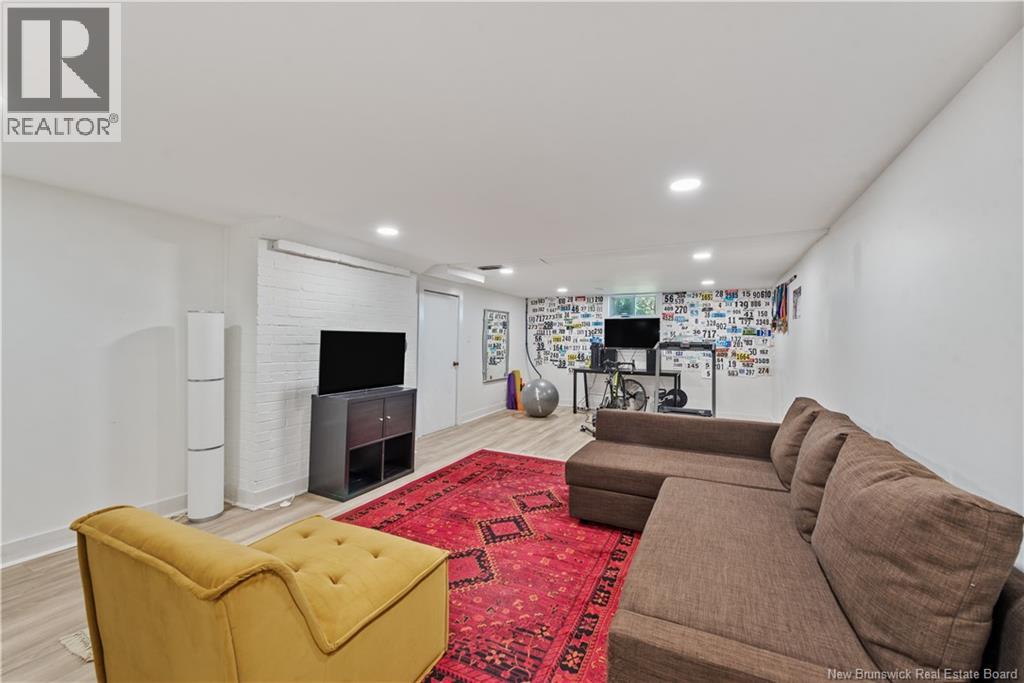 25 Hillcrest Drive - 26
