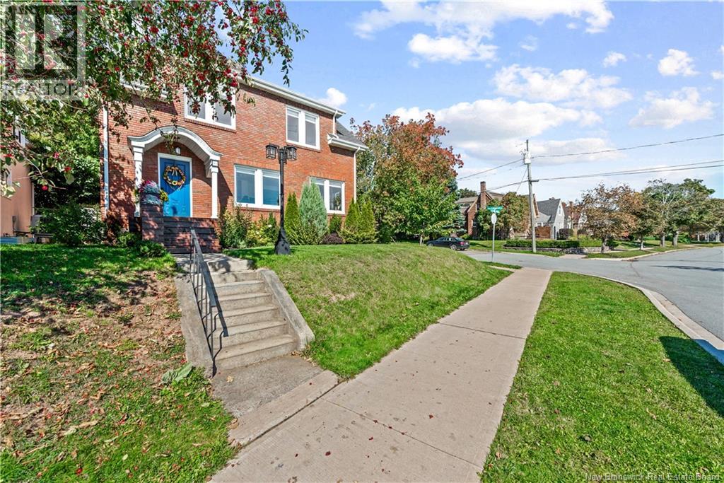25 Hillcrest Drive - 32