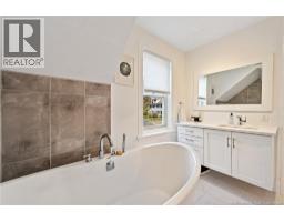 25 Hillcrest Drive, Moncton, NB E1E1V9 Photo 23