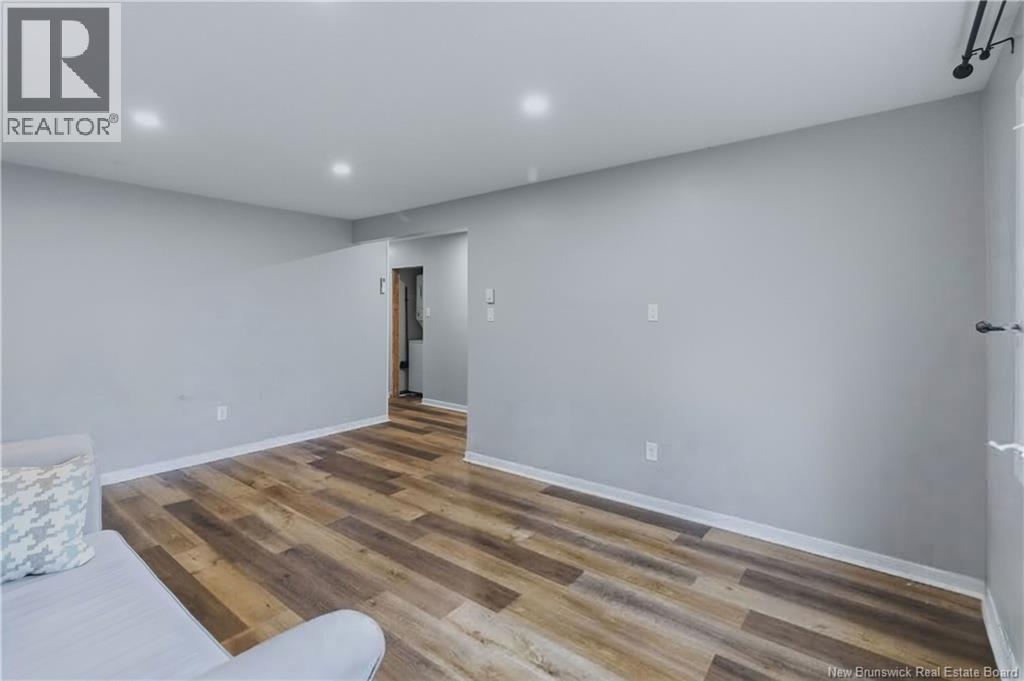 7 James Street - Image 4