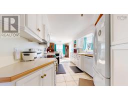 3pc Bathroom - 39 Sydney Street, Digby, NS B0V1A0 Photo 16