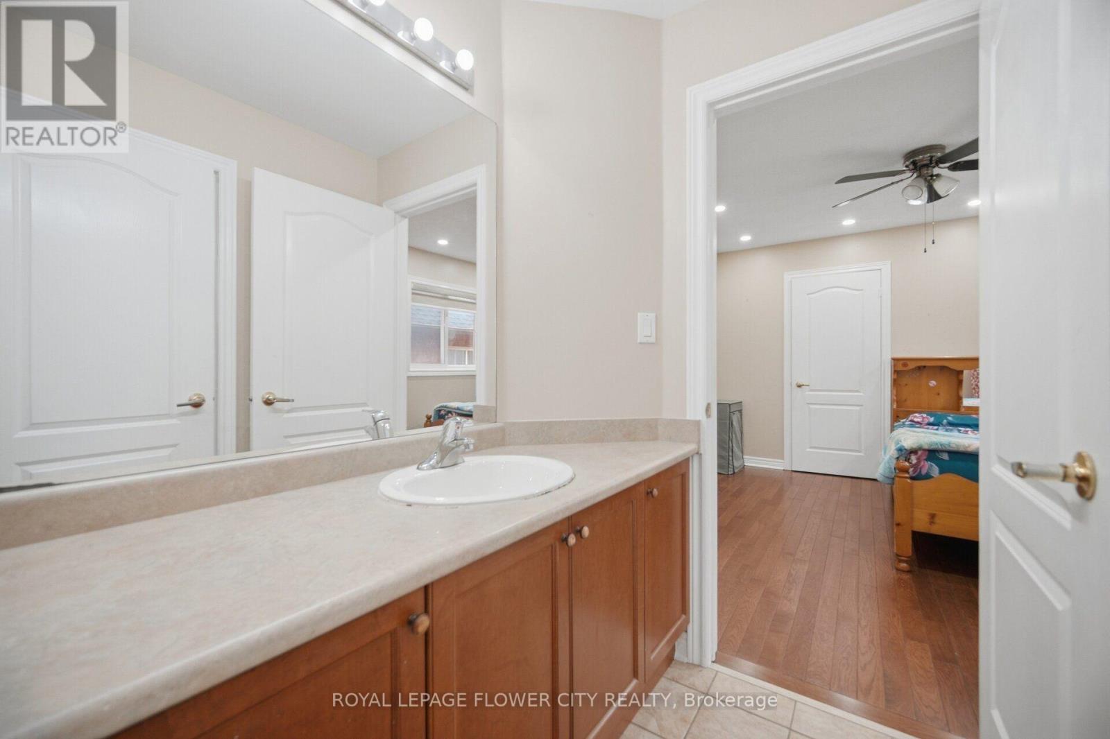 4 CASTLE MOUNTAIN DRIVE - Image 31