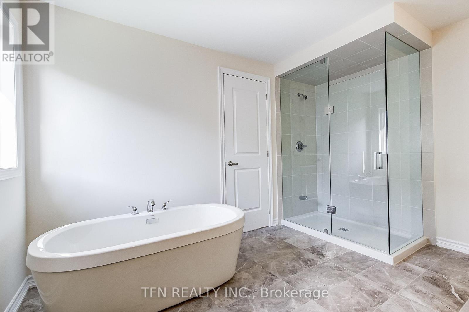 80 MCGILL AVENUE - 38