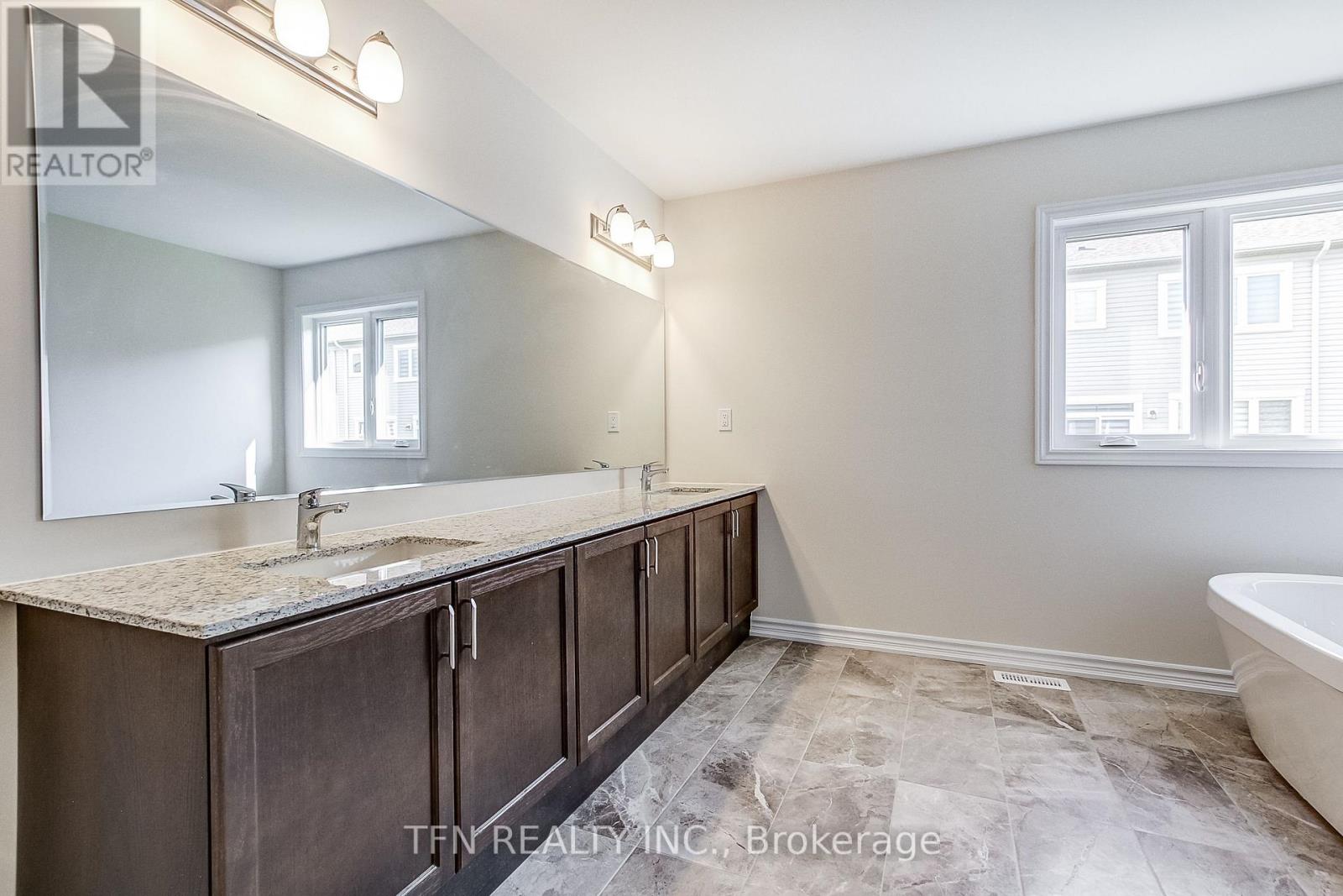 80 MCGILL AVENUE - 37