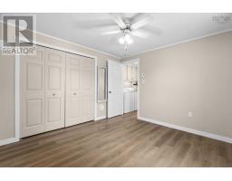 1 Wilbert Devoe Crescent, Timberlea, NS B3T1K9 Photo 18