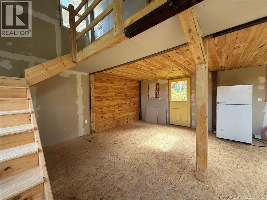 343 Hilltop Road - 12