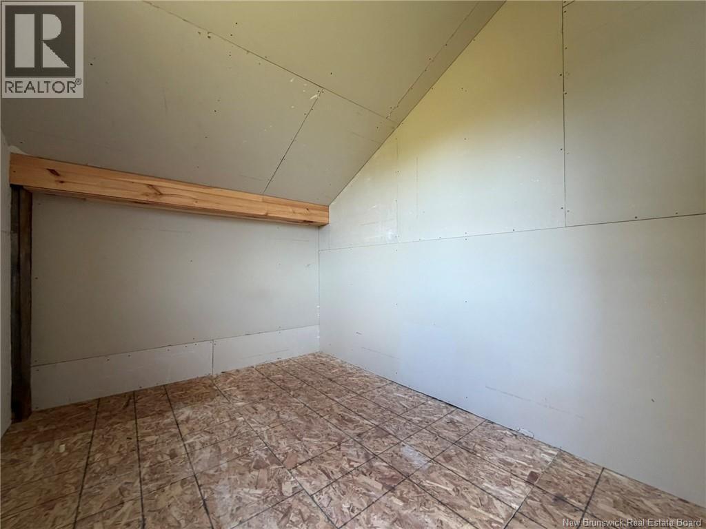 343 Hilltop Road - Image 18