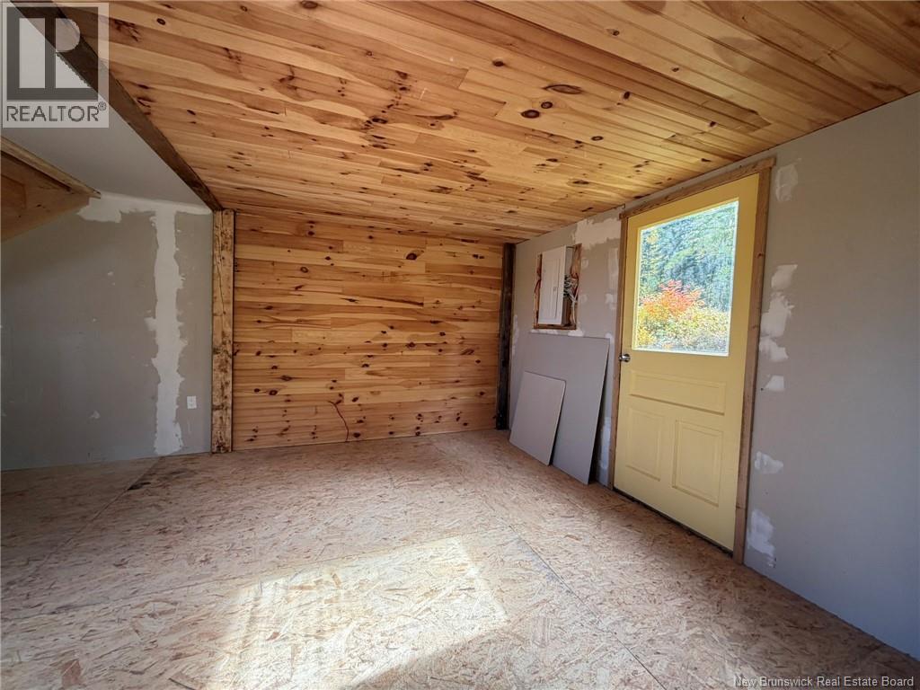343 Hilltop Road - 8